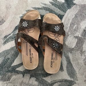 Joseph Seibel sandal 37